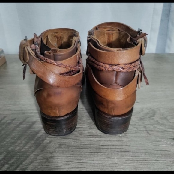 Freebird by Steven Tan Leather Booties with Braided Detail - Picture 2 of 8